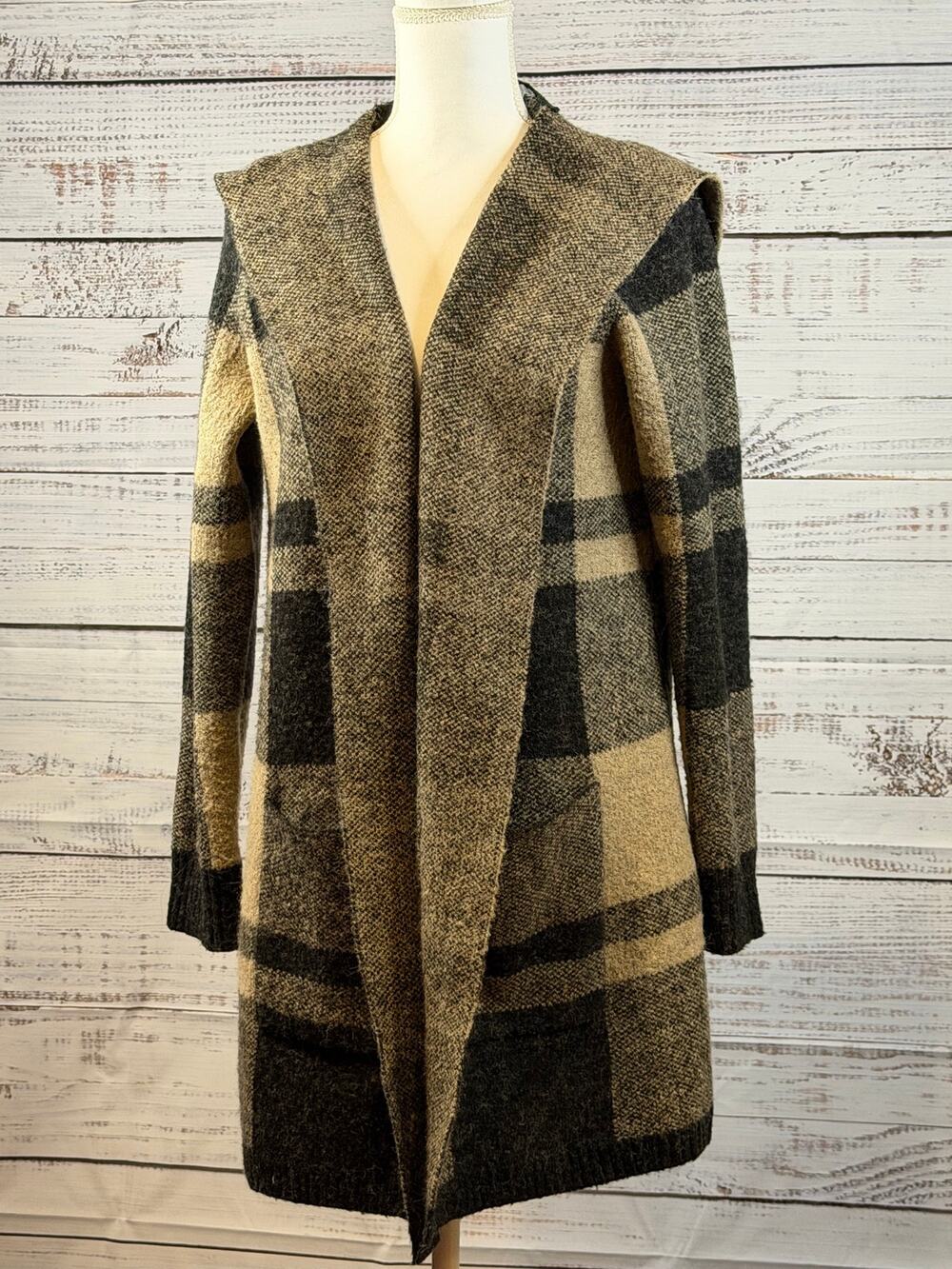 CYRUS Plaid Open Front Longline Coatigan Size Large